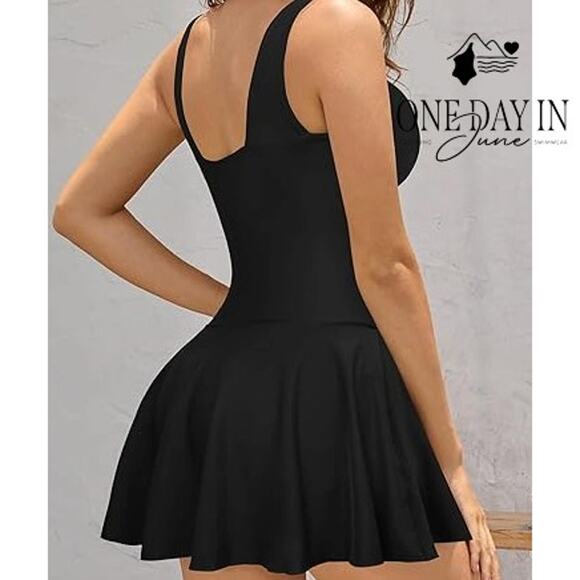 Shekini Twist Front Boyshort Swimdress One Piece Swimsuit Size S - Picture 2 of 8